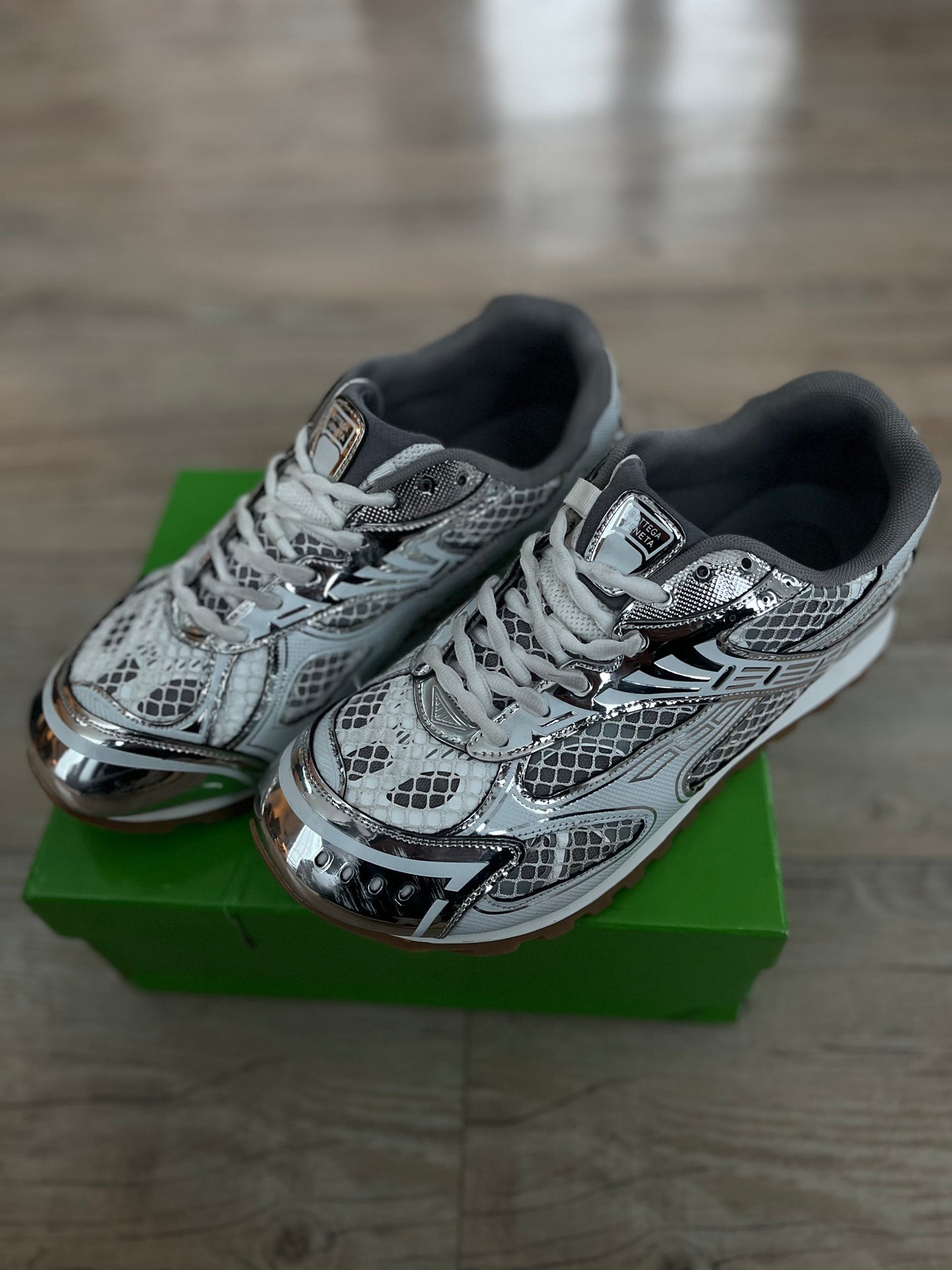 Bottega Orbit - Chrome